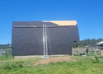 salmon-arm-barn-roofing salmon-arm-barn-roofing